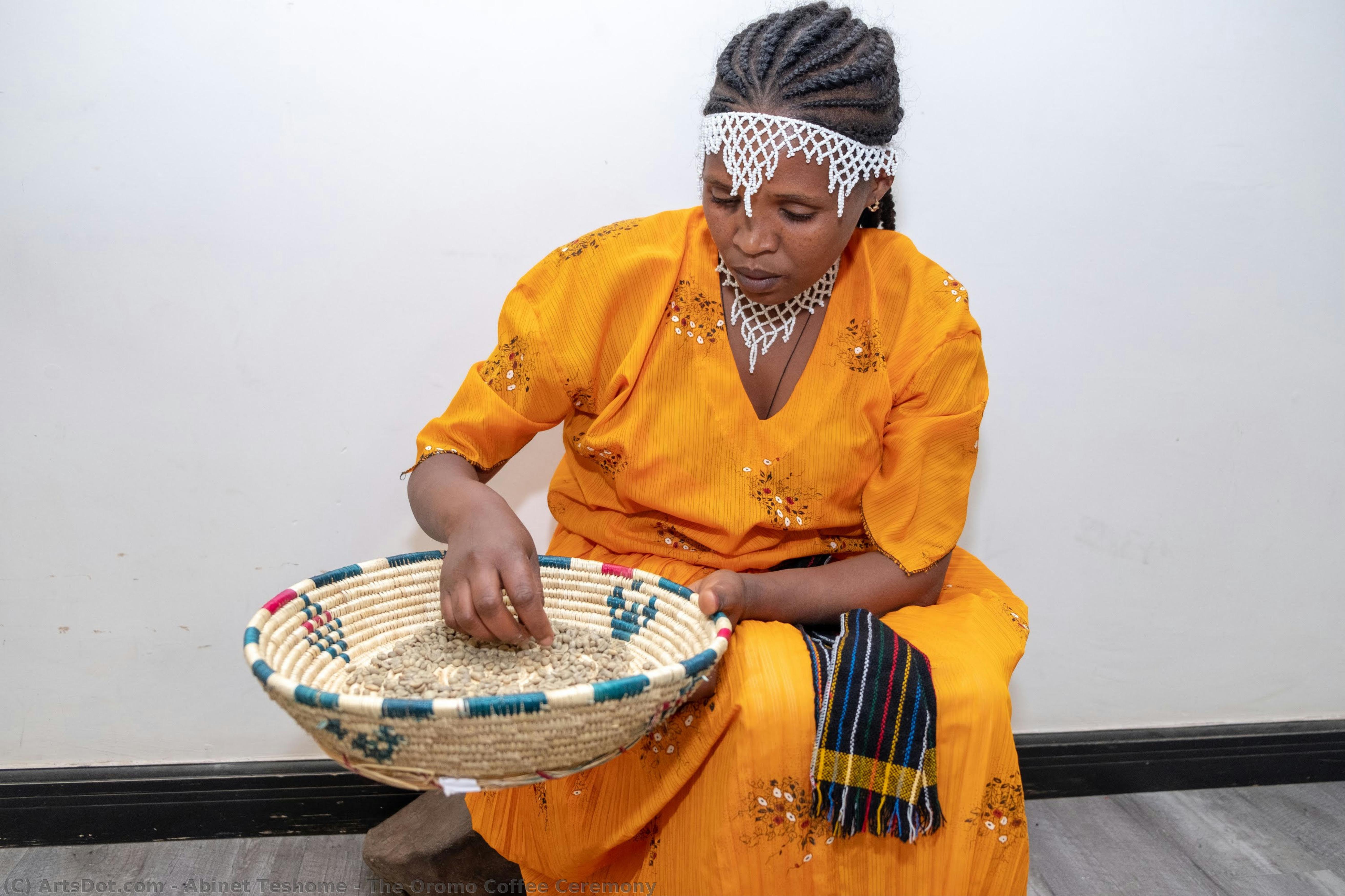 阿比内特·特肖姆 - The Oromo Coffee Ceremony