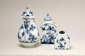 Tea Caddies And Teapot With Strawflower And Bird & Rock Pattern — Μάισεν