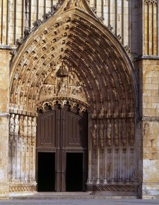 West portal of the church - victor huguet